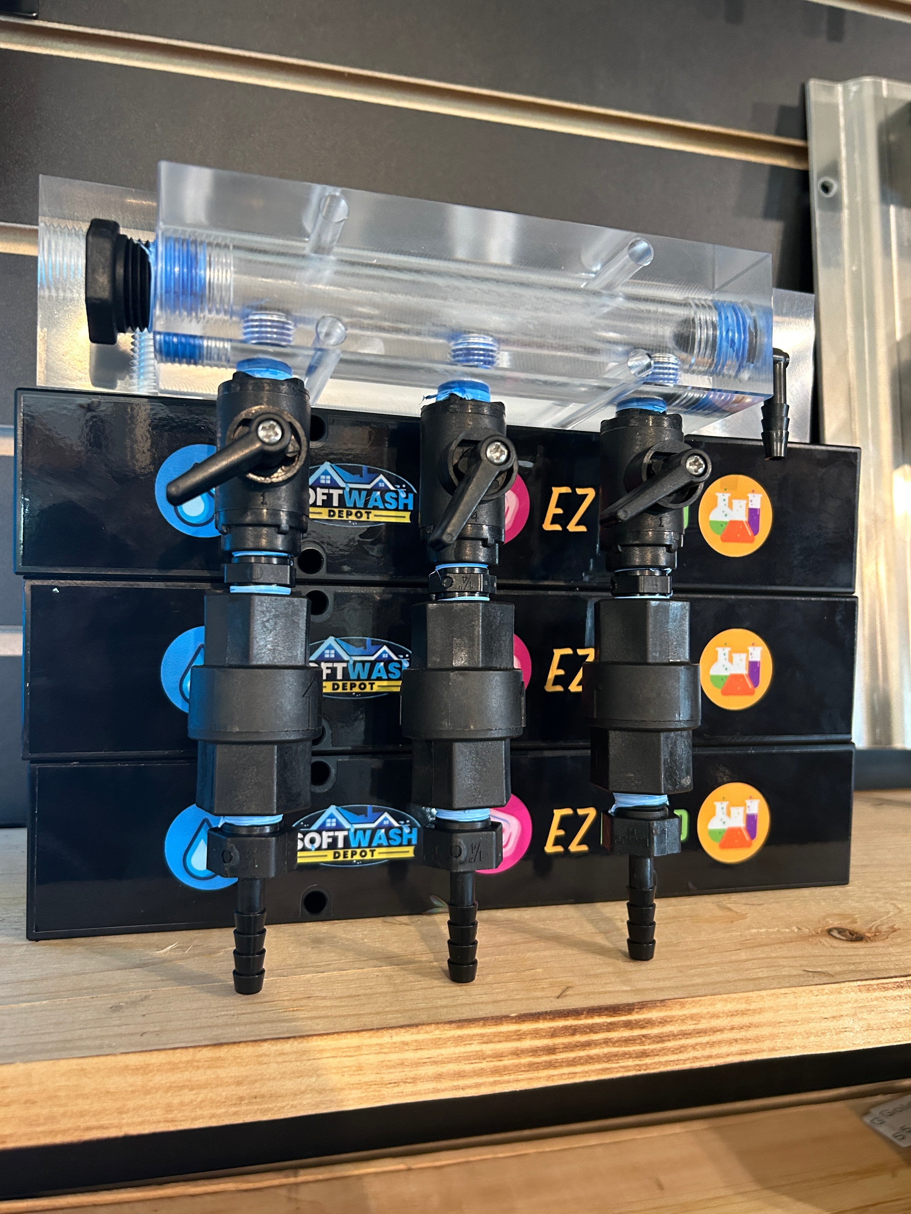 Clear Downstream Manifold Block
